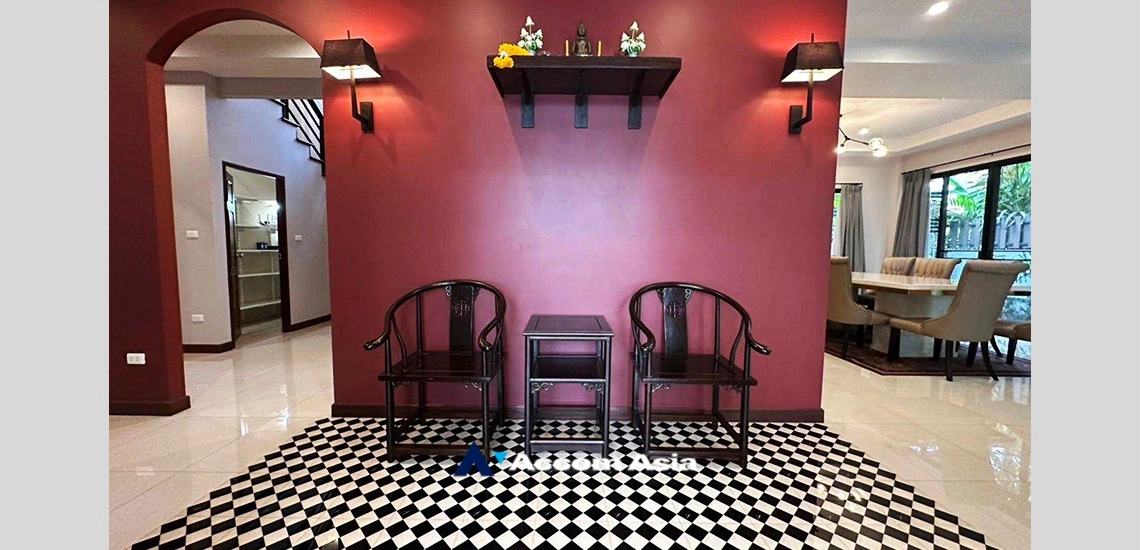 4  4 br House For Rent in Sukhumvit ,Bangkok BTS Phra khanong AA33854