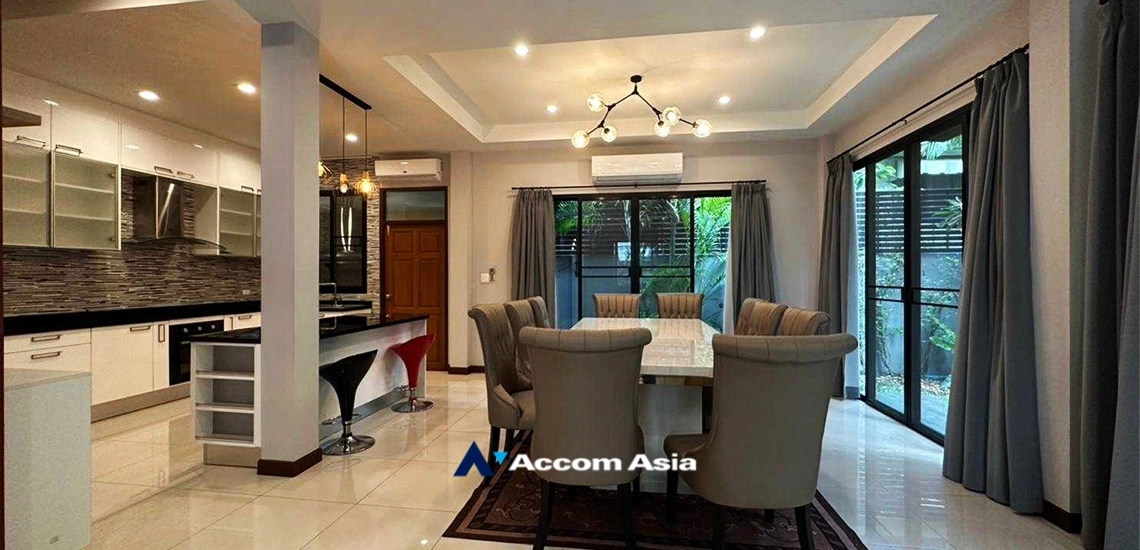 9  4 br House For Rent in sukhumvit ,Bangkok BTS Phra khanong AA33854