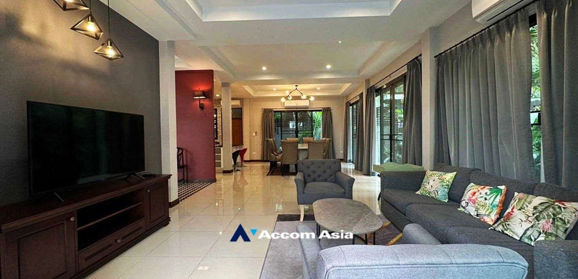 6  4 br House For Rent in sukhumvit ,Bangkok BTS Phra khanong AA33854