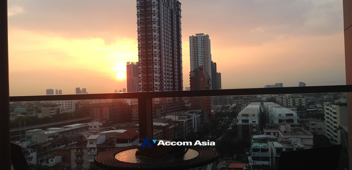 5  1 br Condominium for rent and sale in Charoen Nakhon ,Bangkok BTS Krung Thon Buri at The River Condominium AA33858