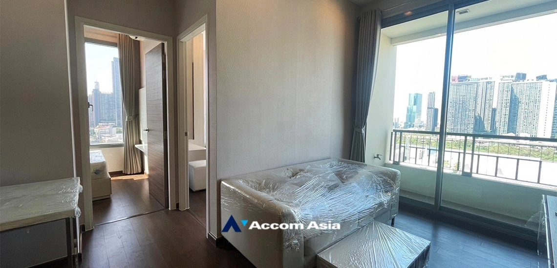 Q Asoke Condominium  2 Bedroom for Sale MRT Phetchaburi in Newphetchaburi Bangkok