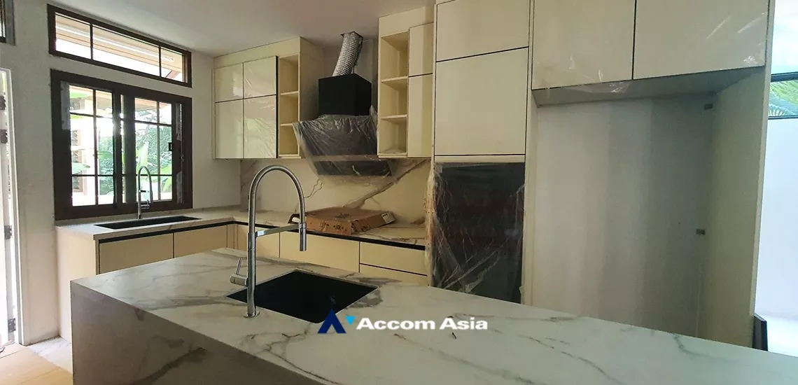 5  4 br House For Sale in Sukhumvit ,Bangkok BTS Phra khanong at Baan Sansiri Sukhumvit 67 AA33863