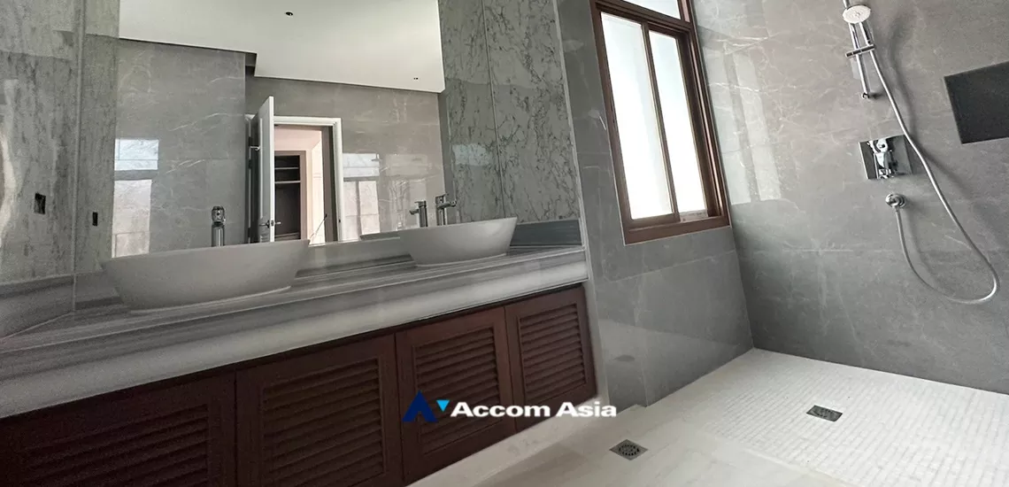 14  4 br House For Sale in Sukhumvit ,Bangkok BTS Phra khanong at Baan Sansiri Sukhumvit 67 AA33863