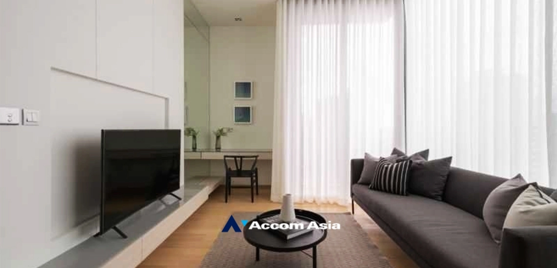unit 2 Bedrooms  Condominium For Rent & Sale in Ploenchit, Bangkok  near BTS Chitlom (AA33866)