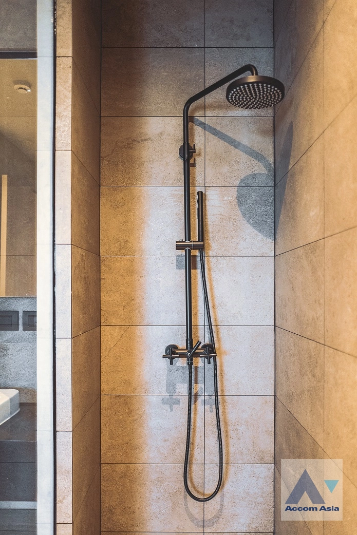 22  2 br Condominium For Rent in Sukhumvit ,Bangkok MRT Phetchaburi at The Lofts Asoke AA33868