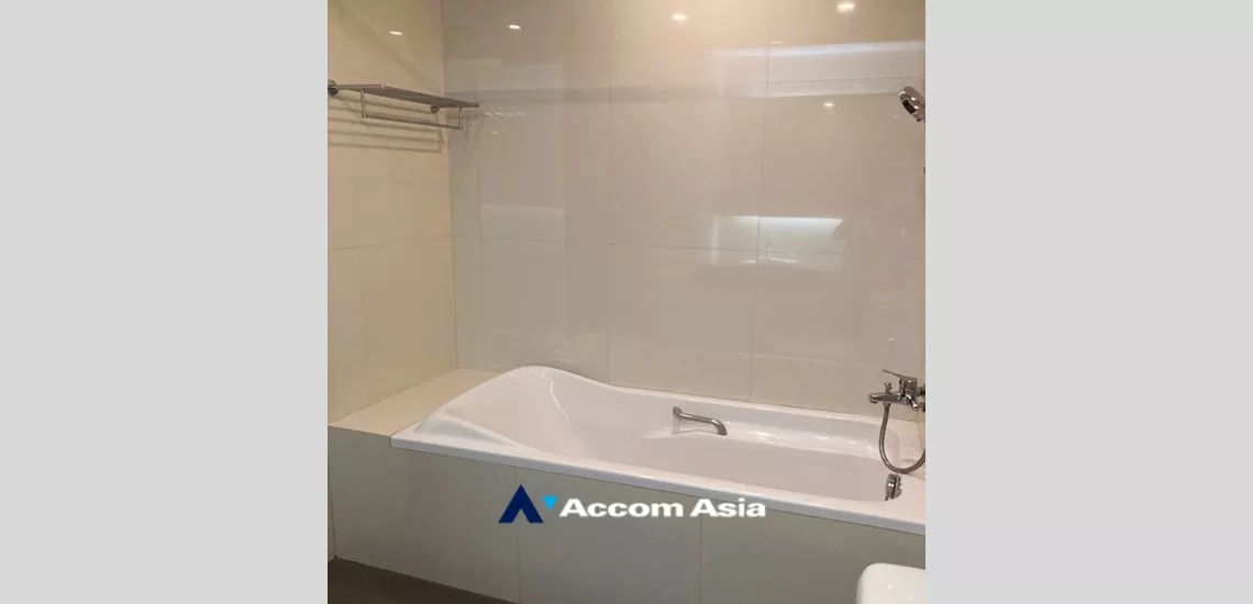 9  3 br Apartment For Rent in Sukhumvit ,Bangkok BTS Thong Lo at classically furnished apartment AA33894