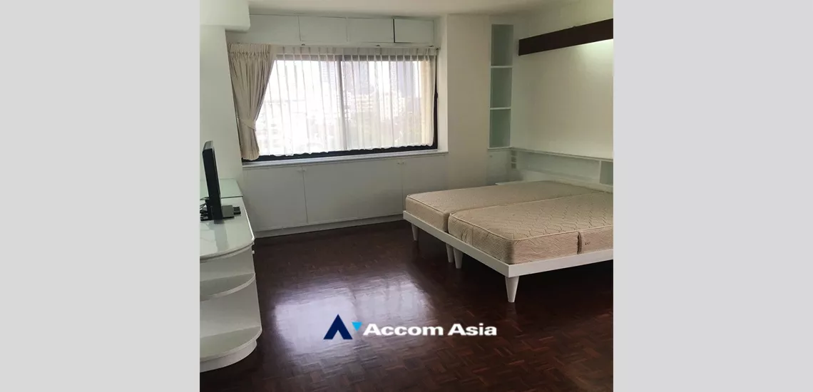 4  2 br Apartment For Rent in Sukhumvit ,Bangkok BTS Thong Lo at classically furnished apartment AA33895
