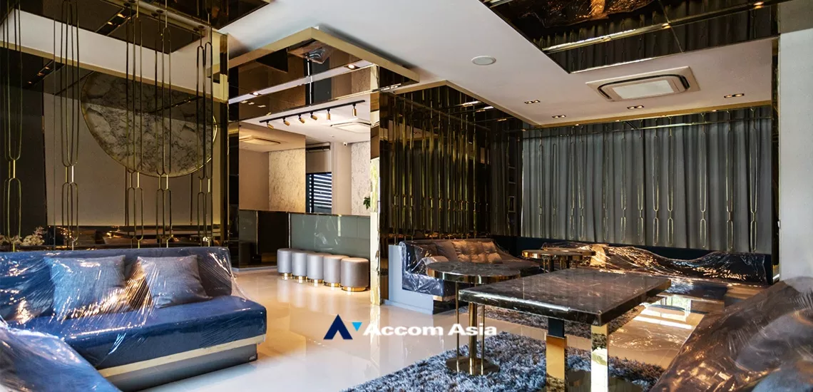 13  4 br Townhouse For Rent in Samutprakan ,Samutprakan  at House AA33897