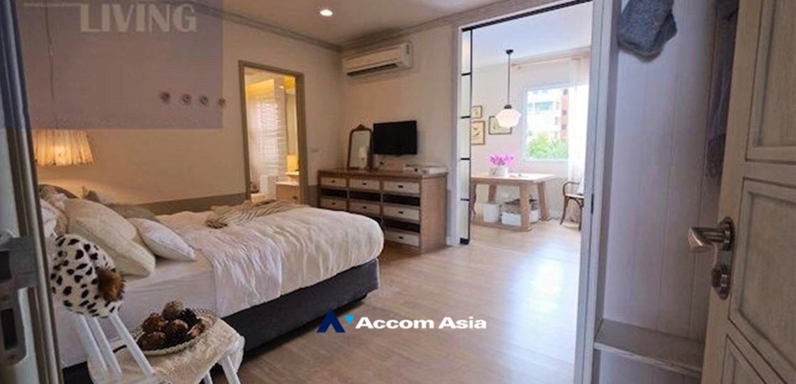 8  4 br House for rent and sale in phaholyothin ,Bangkok BTS Saphan-Kwai AA33898