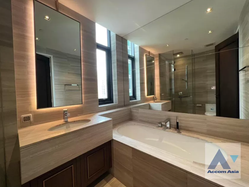 5  2 br Condominium For Rent in Sukhumvit ,Bangkok BTS Phrom Phong at The Diplomat 39 AA33933