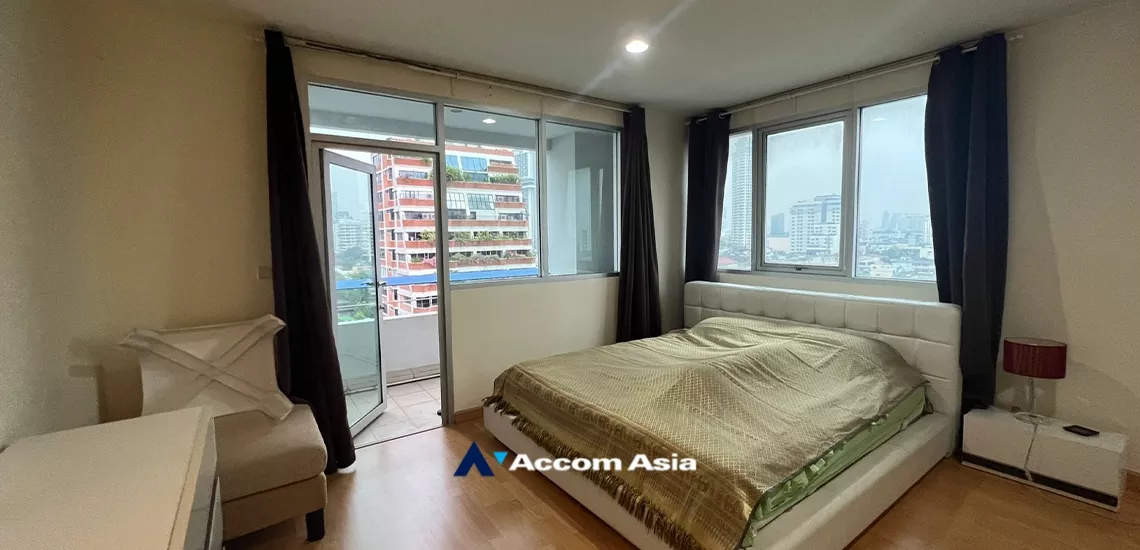 10  2 br Condominium For Sale in Sathorn ,Bangkok BTS Surasak at St.Louis Grand Terrace AA33943