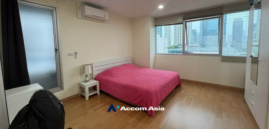 8  2 br Condominium For Sale in Sathorn ,Bangkok BTS Surasak at St.Louis Grand Terrace AA33943
