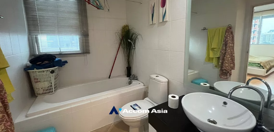 14  2 br Condominium For Sale in Sathorn ,Bangkok BTS Surasak at St.Louis Grand Terrace AA33943