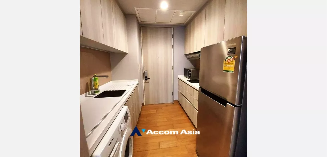 The Lumpini 24 Condominium  2 Bedroom for Sale BTS Phrom Phong in Sukhumvit Bangkok