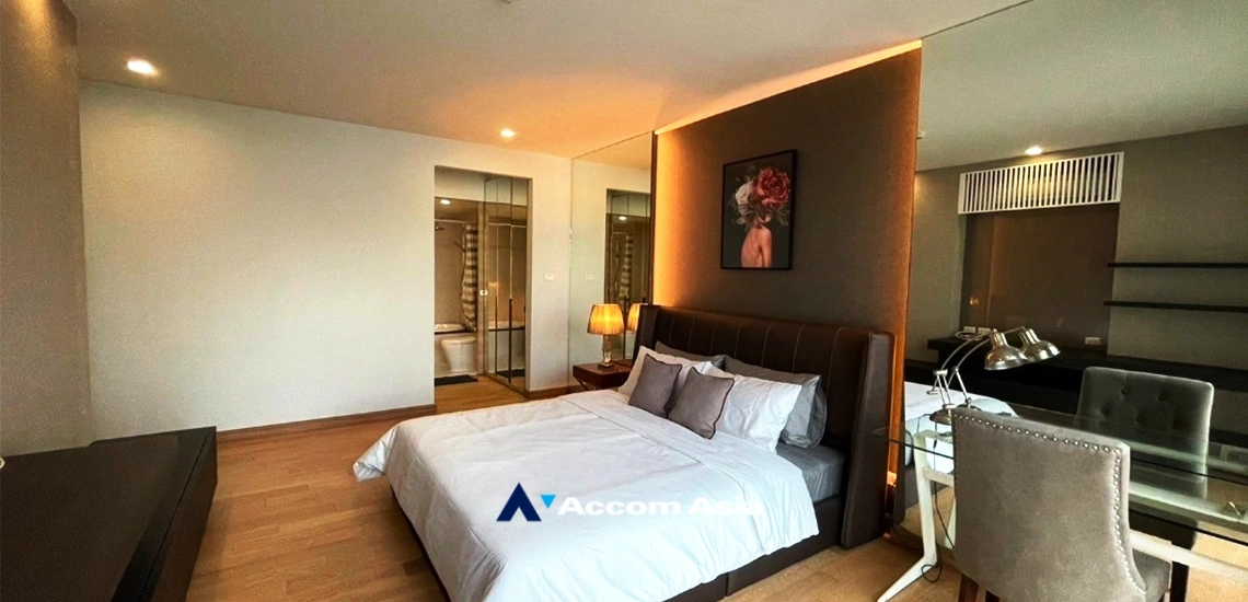 4  2 br Condominium for rent and sale in Ploenchit ,Bangkok BTS Ploenchit at O2 Hip AA33946