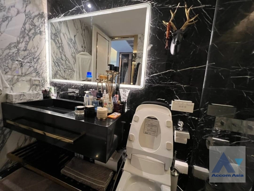 10  1 br Condominium For Sale in Sathorn ,Bangkok BTS Surasak at The Bangkok Sathorn AA33957