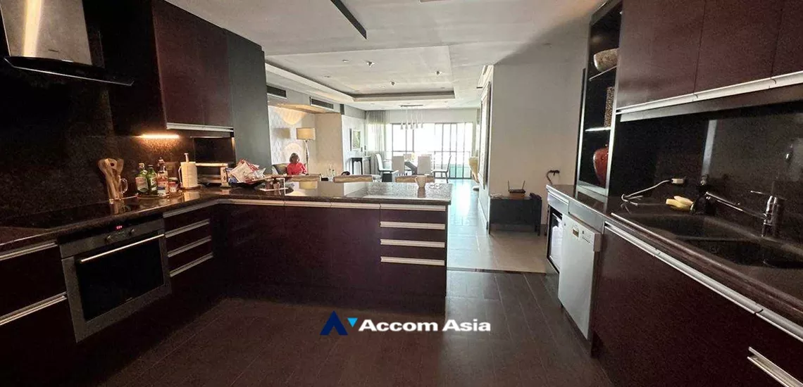 5  3 br Condominium For Sale in Sathorn ,Bangkok BTS Sala Daeng - MRT Lumphini at Sathorn Gardens AA33961