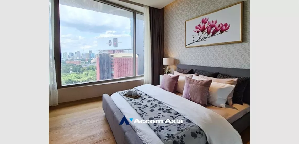 5  2 br Condominium For Sale in Silom ,Bangkok MRT Lumphini at Saladaeng One AA33962