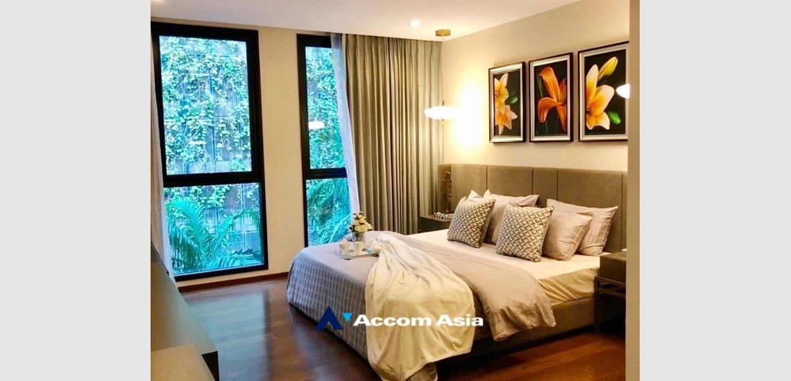 unit 2 Bedrooms  Condominium For Rent & Sale in Sathorn, Bangkok  near BTS Chong Nonsi (AA33963)