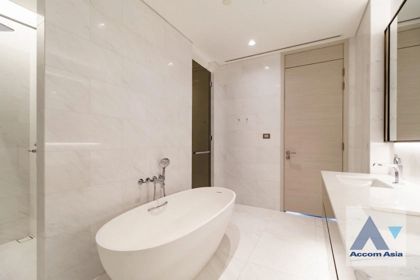 28  2 br Condominium for rent and sale in Ploenchit ,Bangkok BTS Chitlom at The Residences at Sindhorn Kempinski Hotel Bangkok AA33975