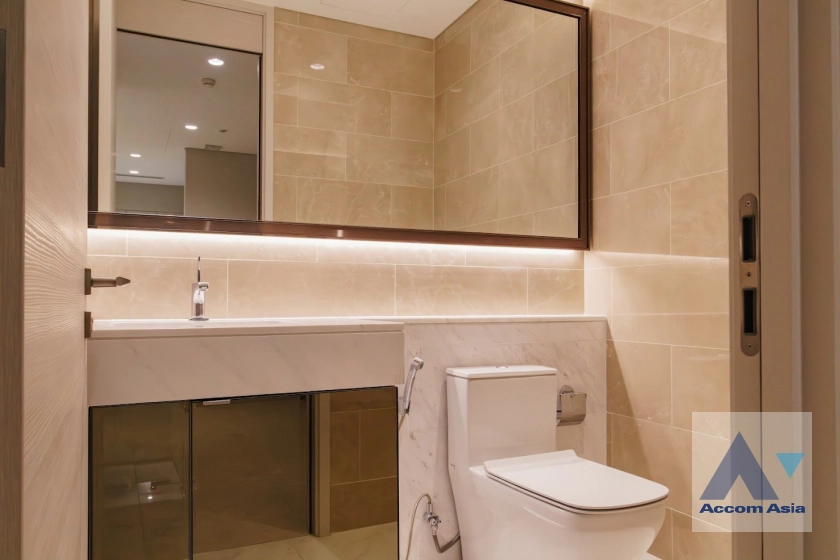 37  2 br Condominium for rent and sale in Ploenchit ,Bangkok BTS Chitlom at The Residences at Sindhorn Kempinski Hotel Bangkok AA33975