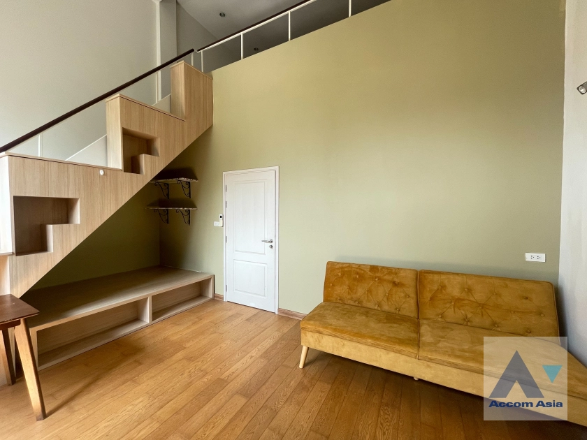 15  4 br Townhouse for rent and sale in Sukhumvit ,Bangkok BTS Ekkamai AA33995