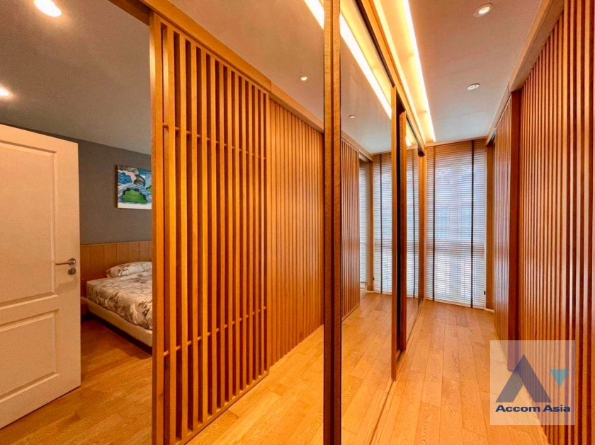 13  3 br Townhouse For Rent in Sukhumvit ,Bangkok BTS Ekkamai AA33996