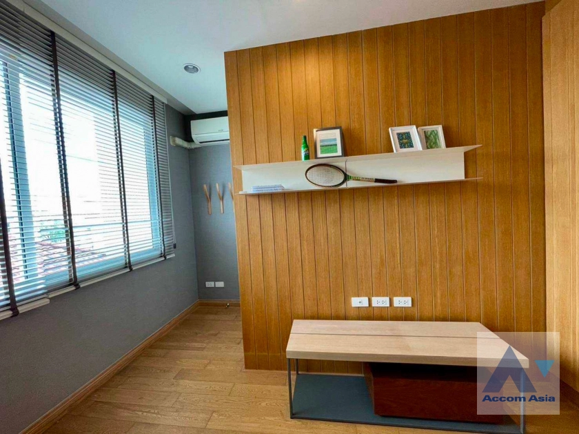 17  3 br Townhouse For Rent in Sukhumvit ,Bangkok BTS Ekkamai AA33996