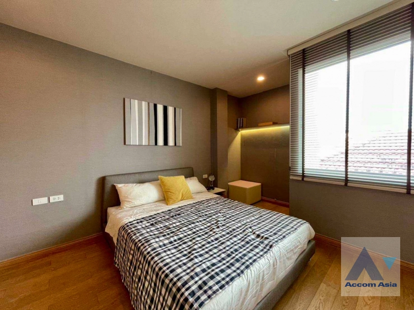 12  3 br Townhouse For Rent in Sukhumvit ,Bangkok BTS Ekkamai AA33996