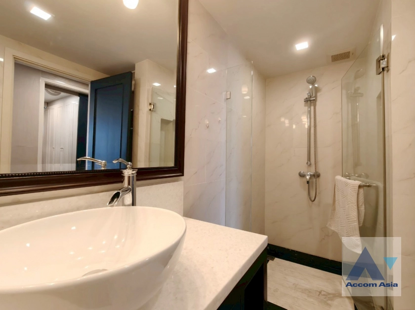 15  3 br Condominium for rent and sale in Sathorn ,Bangkok MRT Khlong Toei at Maestro 01 Sathorn Yenakat AA34008