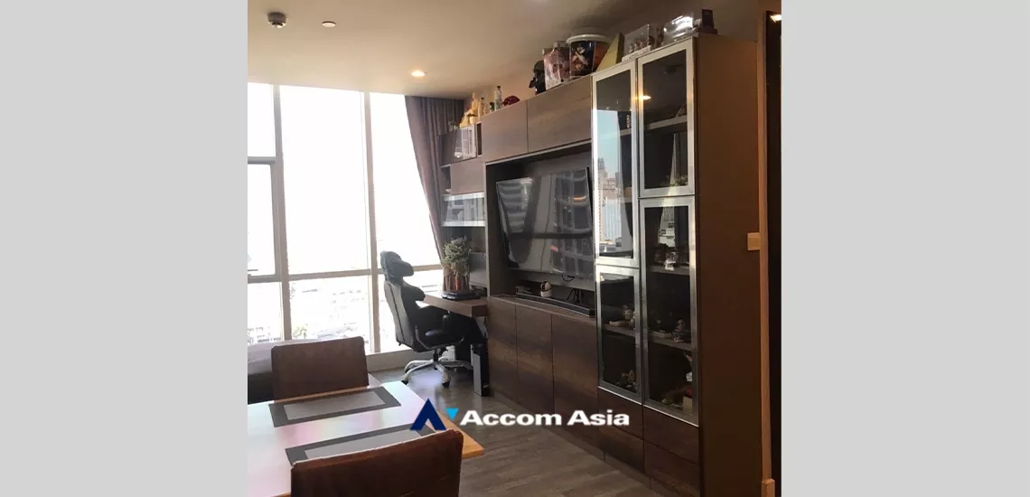  1  2 br Condominium For Sale in Silom ,Bangkok BTS Surasak at The Room Sathorn Pan Road AA34010
