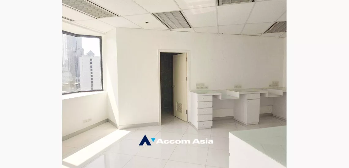 6  Office Space For Rent in Sukhumvit ,Bangkok BTS Nana AA34011