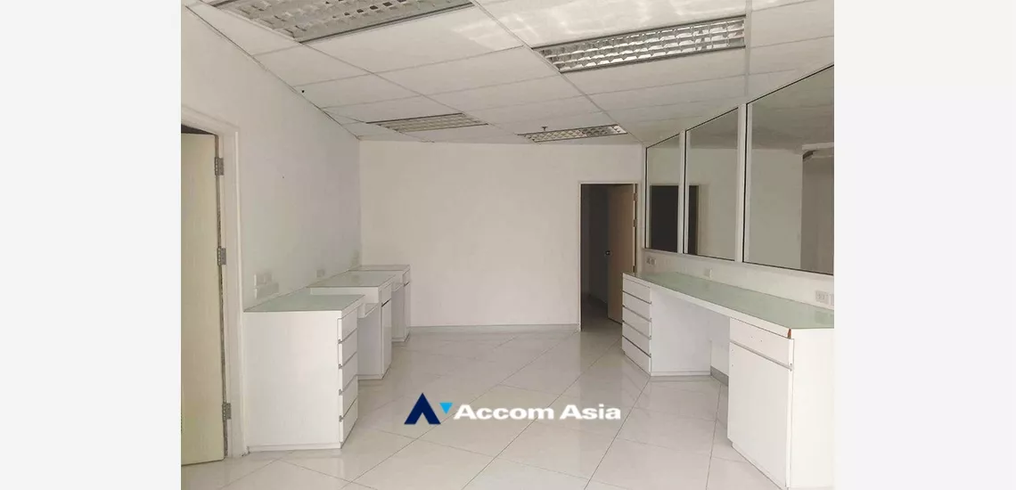 office space for rent in Sukhumvit, Bangkok Code AA34011