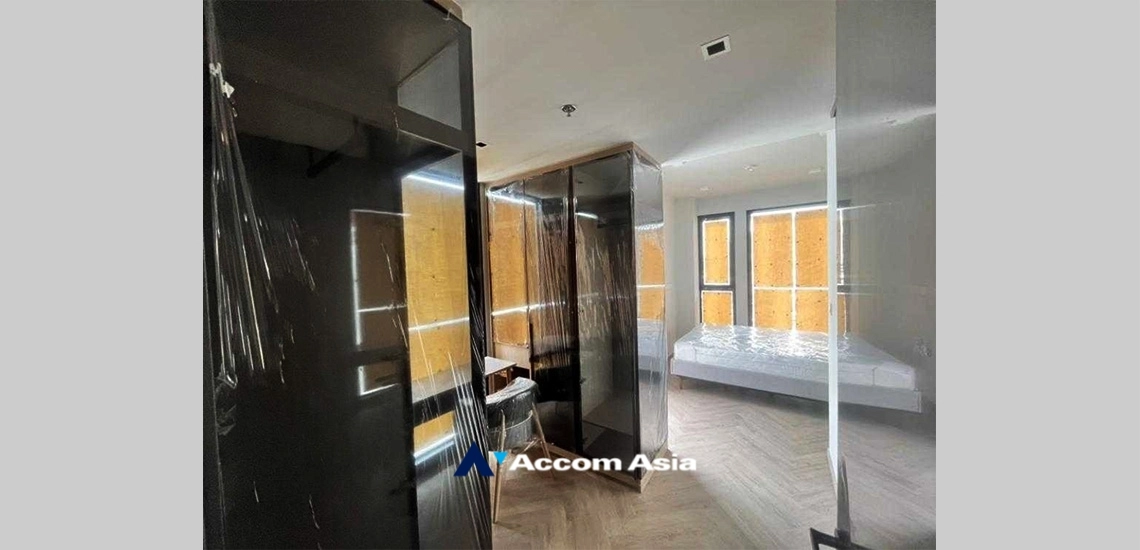 5  2 br Condominium For Sale in Silom ,Bangkok MRT Sam Yan at Chapter Chula-Samyan AA34016