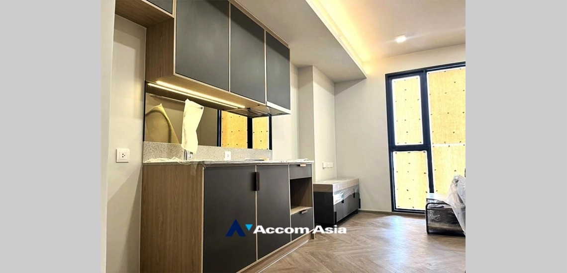  1  2 br Condominium For Sale in Silom ,Bangkok MRT Sam Yan at Chapter Chula-Samyan AA34016