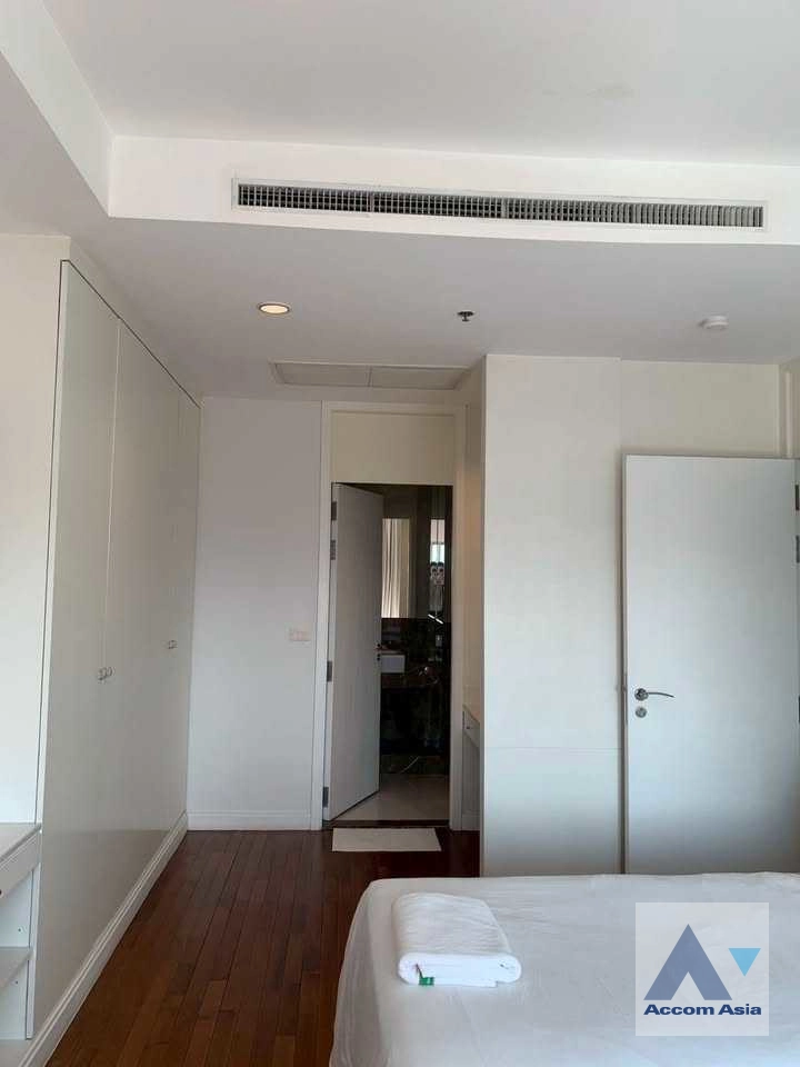 14  4 br Apartment For Rent in Ploenchit ,Bangkok BTS Ploenchit at Elegance and Traditional Luxury AA34018