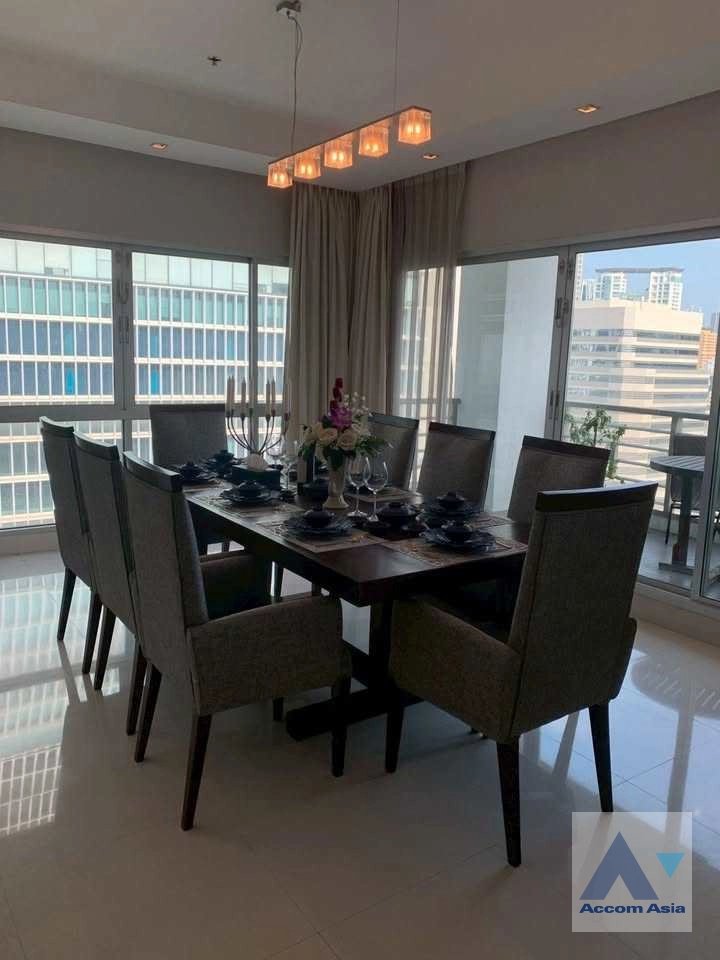 5  4 br Apartment For Rent in Ploenchit ,Bangkok BTS Ploenchit at Elegance and Traditional Luxury AA34018