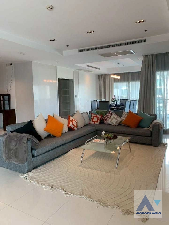  2  4 br Apartment For Rent in Ploenchit ,Bangkok BTS Ploenchit at Elegance and Traditional Luxury AA34018