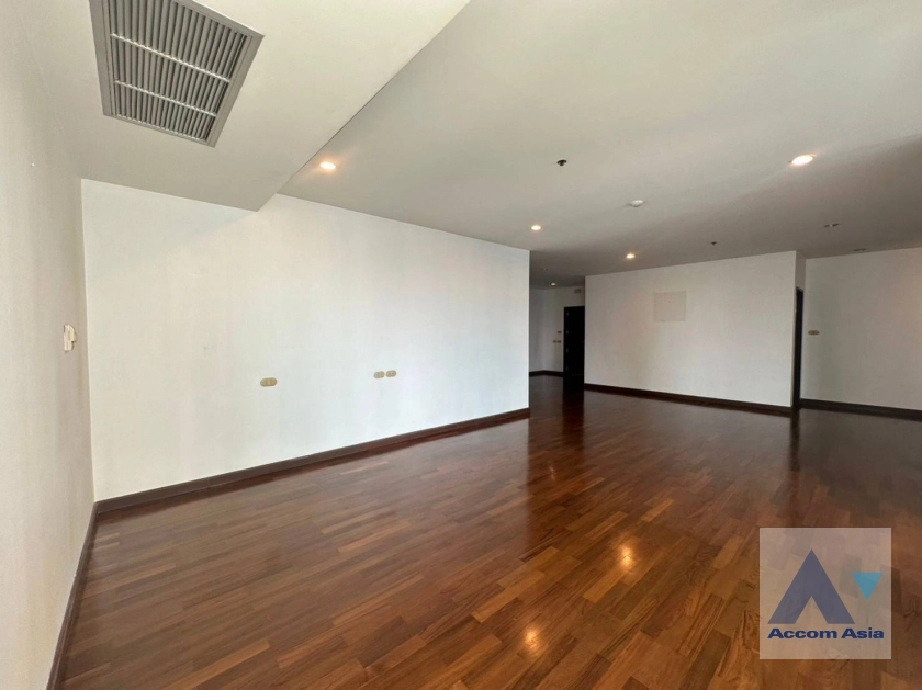5  3 br Condominium For Rent in Ploenchit ,Bangkok BTS Chitlom at Grand Langsuan AA34021