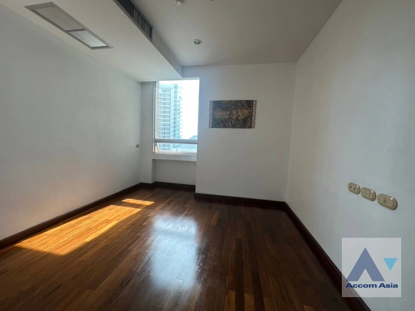 17  3 br Condominium For Rent in Ploenchit ,Bangkok BTS Chitlom at Grand Langsuan AA34021