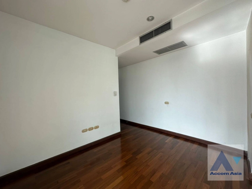 14  3 br Condominium For Rent in Ploenchit ,Bangkok BTS Chitlom at Grand Langsuan AA34021