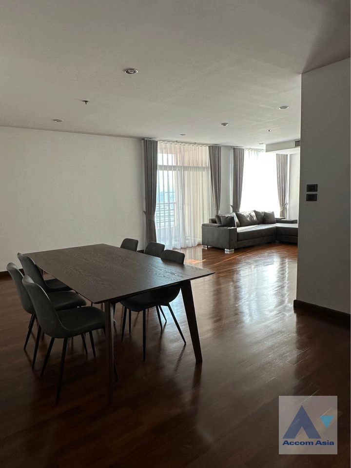  1  3 br Condominium For Rent in Ploenchit ,Bangkok BTS Chitlom at Grand Langsuan AA34021
