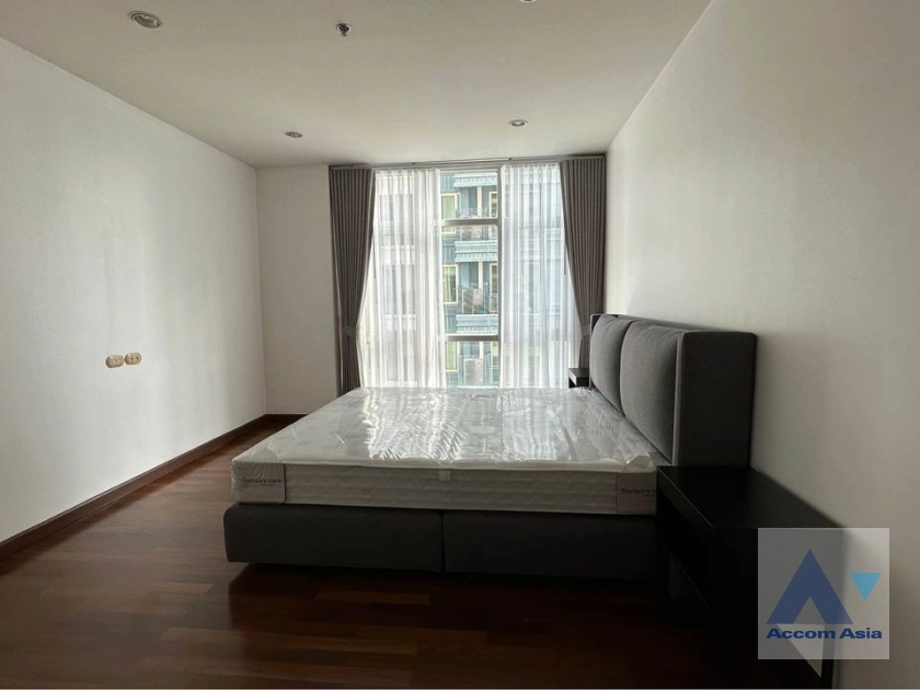 20  3 br Condominium For Rent in Ploenchit ,Bangkok BTS Chitlom at Grand Langsuan AA34021