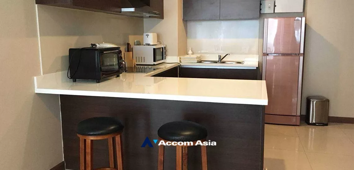 4  2 br Condominium For Rent in Ploenchit ,Bangkok BTS Ratchadamri at The Rajdamri AA34035
