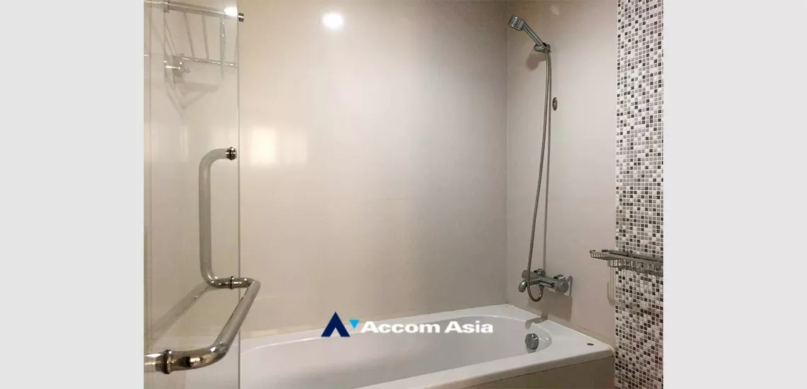 6  2 br Condominium For Rent in Ploenchit ,Bangkok BTS Ratchadamri at The Rajdamri AA34036