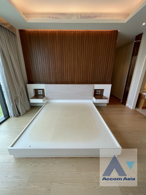6  1 br Condominium for rent and sale in Ploenchit ,Bangkok BTS Ploenchit at Sindhorn Tonson AA34037