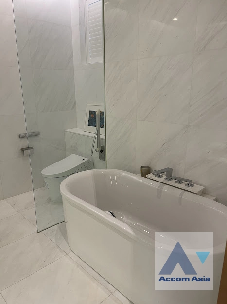 15  1 br Condominium for rent and sale in Ploenchit ,Bangkok BTS Ploenchit at Sindhorn Tonson AA34037