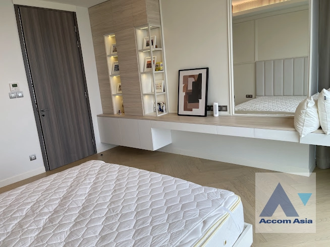 9  2 br Condominium for rent and sale in Ploenchit ,Bangkok BTS Ploenchit at Sindhorn Tonson AA34038