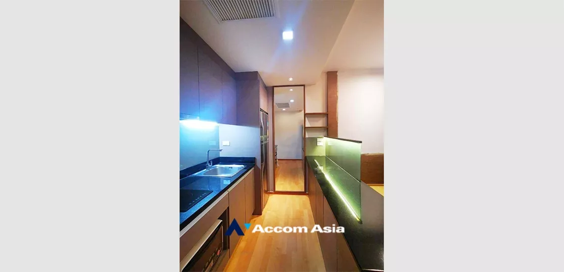  1  2 br Condominium For Sale in Sukhumvit ,Bangkok BTS Ekkamai at Issara at Sukhumvit 42 AA34039