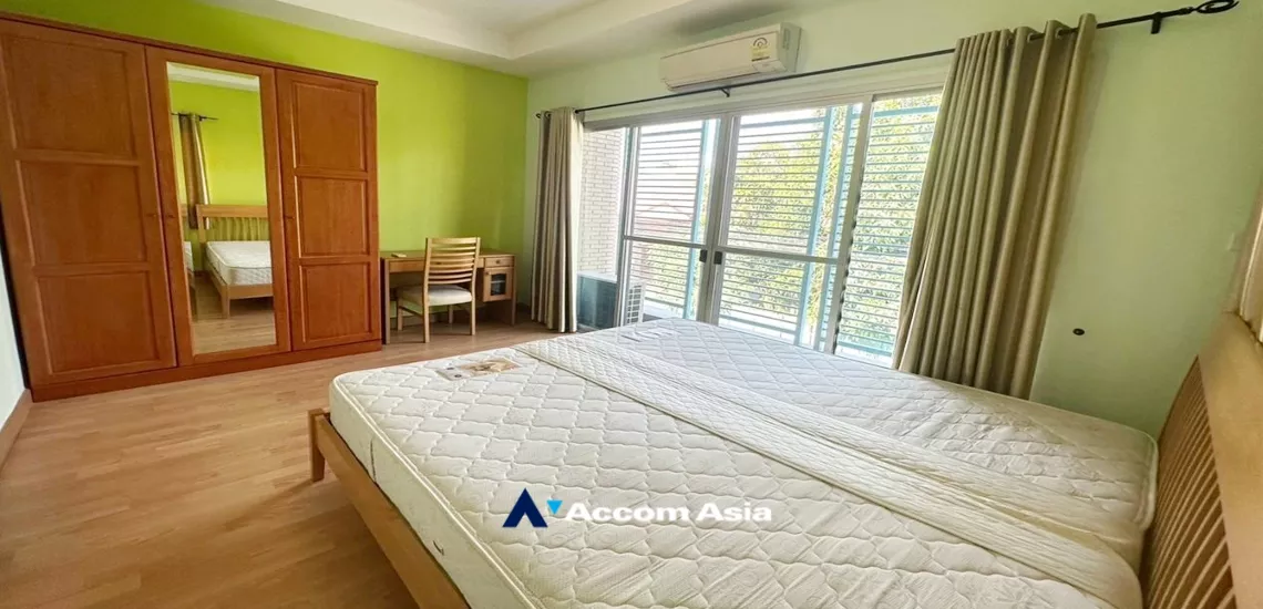 9  2 br Townhouse For Rent in Sukhumvit ,Bangkok BTS Phra khanong AA34042